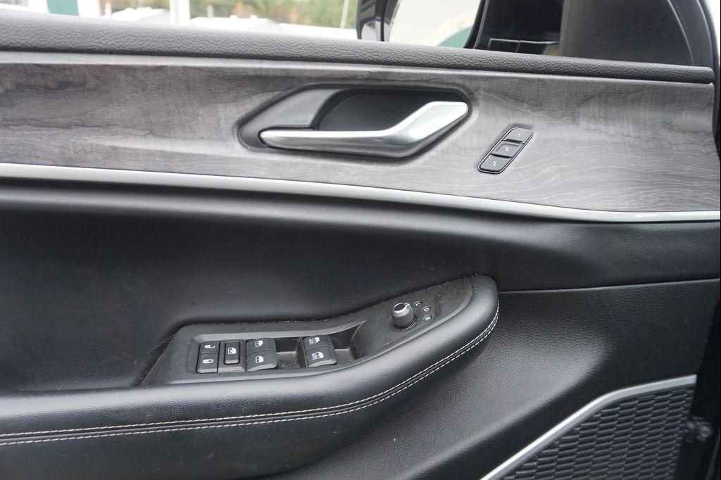 used 2021 Jeep Grand Cherokee L car, priced at $28,399