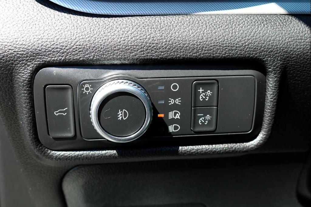 used 2022 Ford Explorer car, priced at $21,900