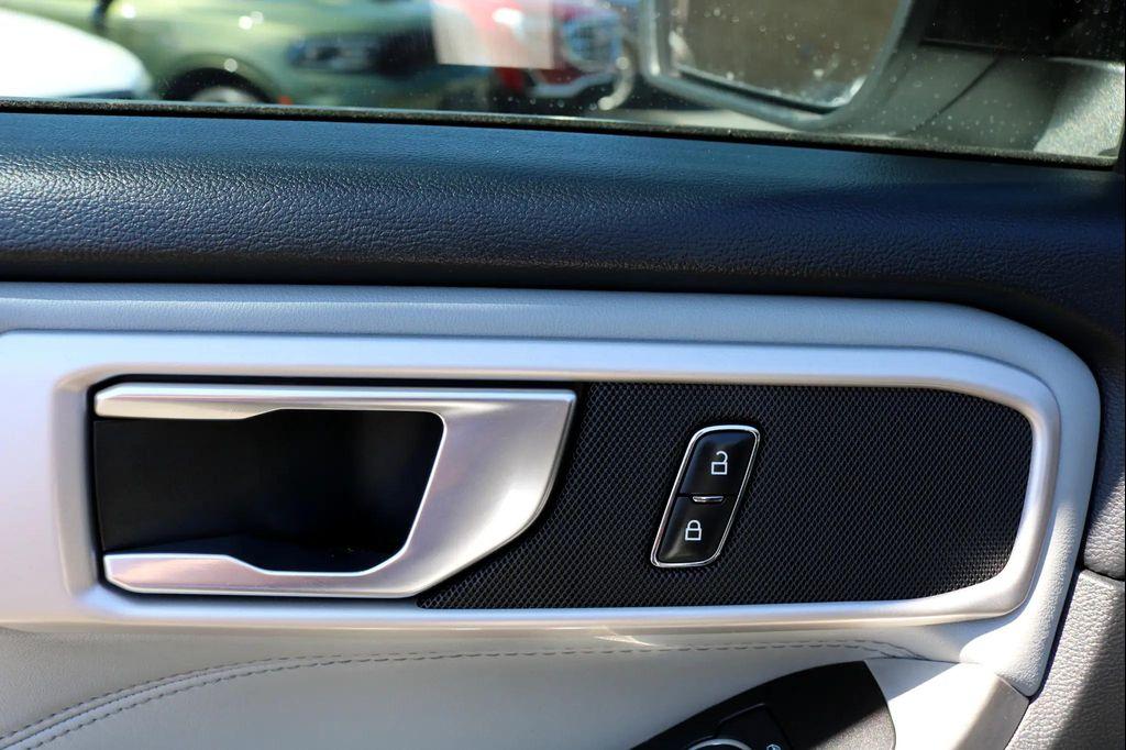 used 2022 Ford Explorer car, priced at $21,900