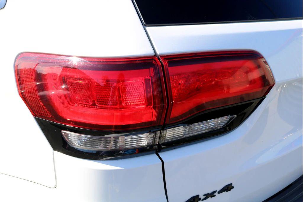 used 2019 Jeep Grand Cherokee car, priced at $16,777