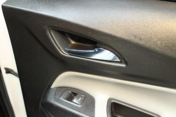 used 2020 Chevrolet Equinox car, priced at $13,900