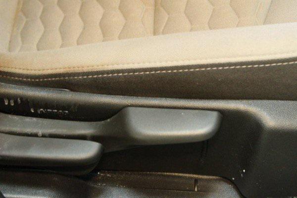 used 2020 Chevrolet Equinox car, priced at $13,900