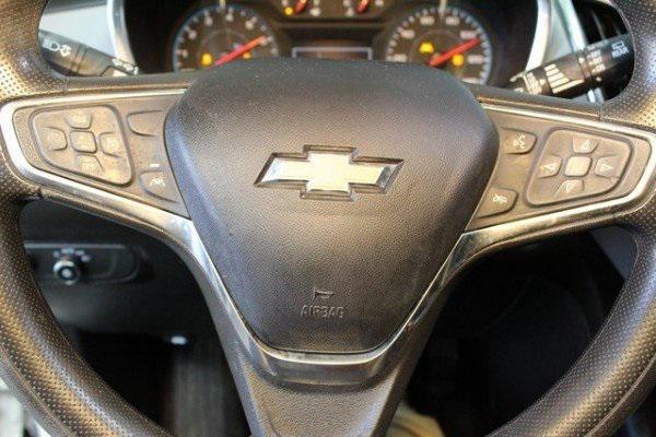 used 2020 Chevrolet Equinox car, priced at $13,900