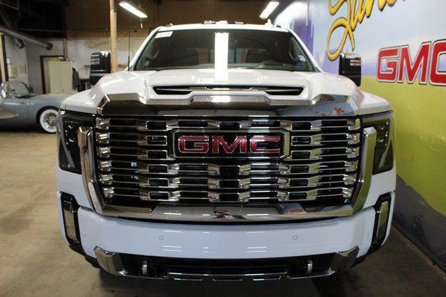 new 2026 GMC Sierra 3500 car, priced at $85,308
