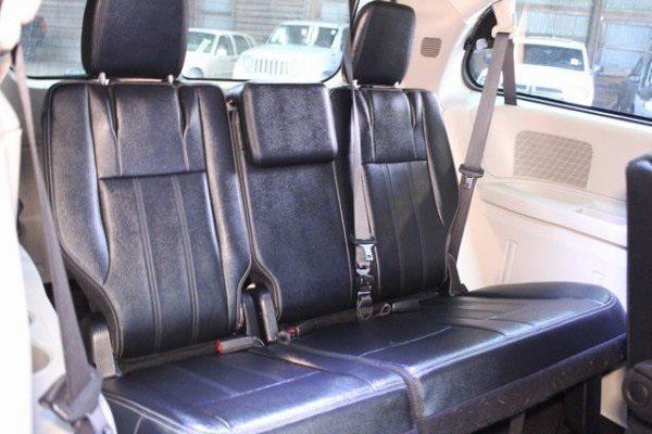 used 2016 Chrysler Town & Country car, priced at $11,400