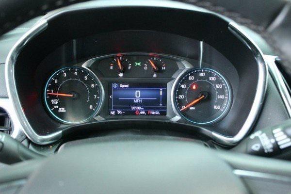 used 2024 Chevrolet Equinox car, priced at $21,900