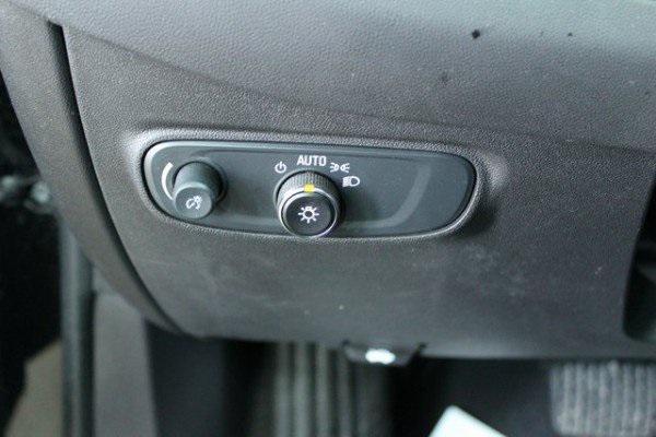 used 2024 Chevrolet Equinox car, priced at $21,900