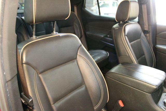 used 2023 Chevrolet Traverse car, priced at $37,900
