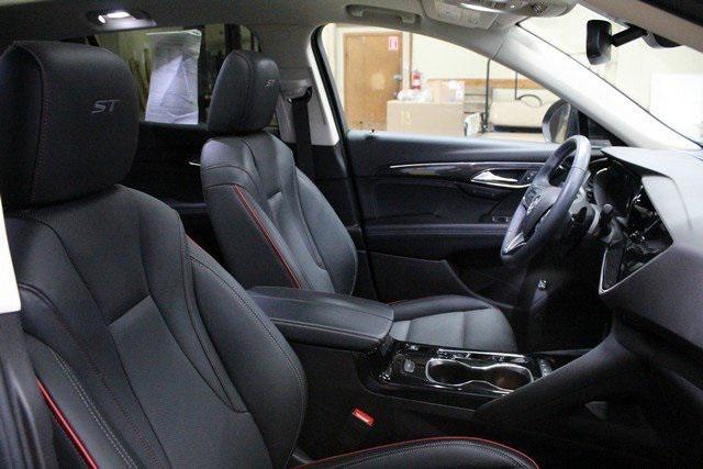 used 2023 Buick Envision car, priced at $28,900