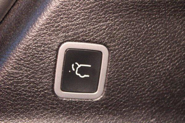 used 2022 Chrysler Pacifica car, priced at $19,900