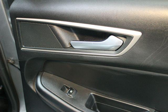 used 2024 Ford Edge car, priced at $22,900