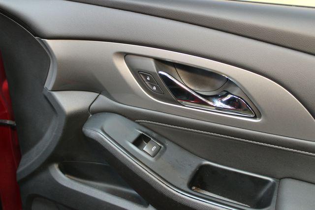 used 2023 Chevrolet Traverse car, priced at $28,900