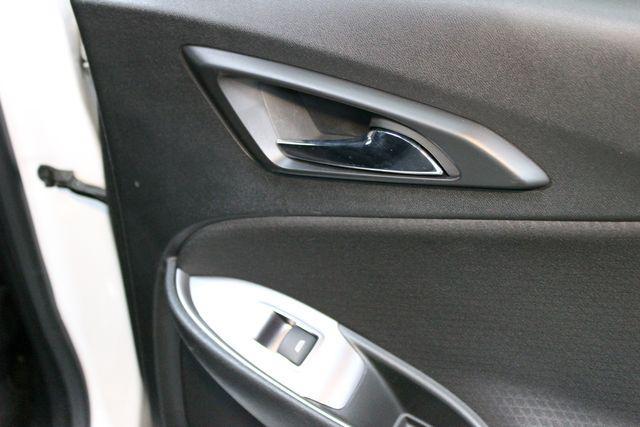 used 2018 Chevrolet Malibu car, priced at $17,794