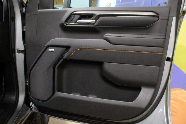 new 2026 GMC Sierra 2500 car, priced at $82,043