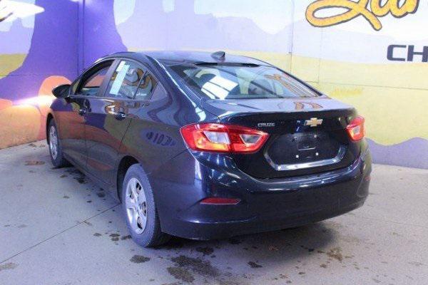 used 2016 Chevrolet Cruze car, priced at $8,900