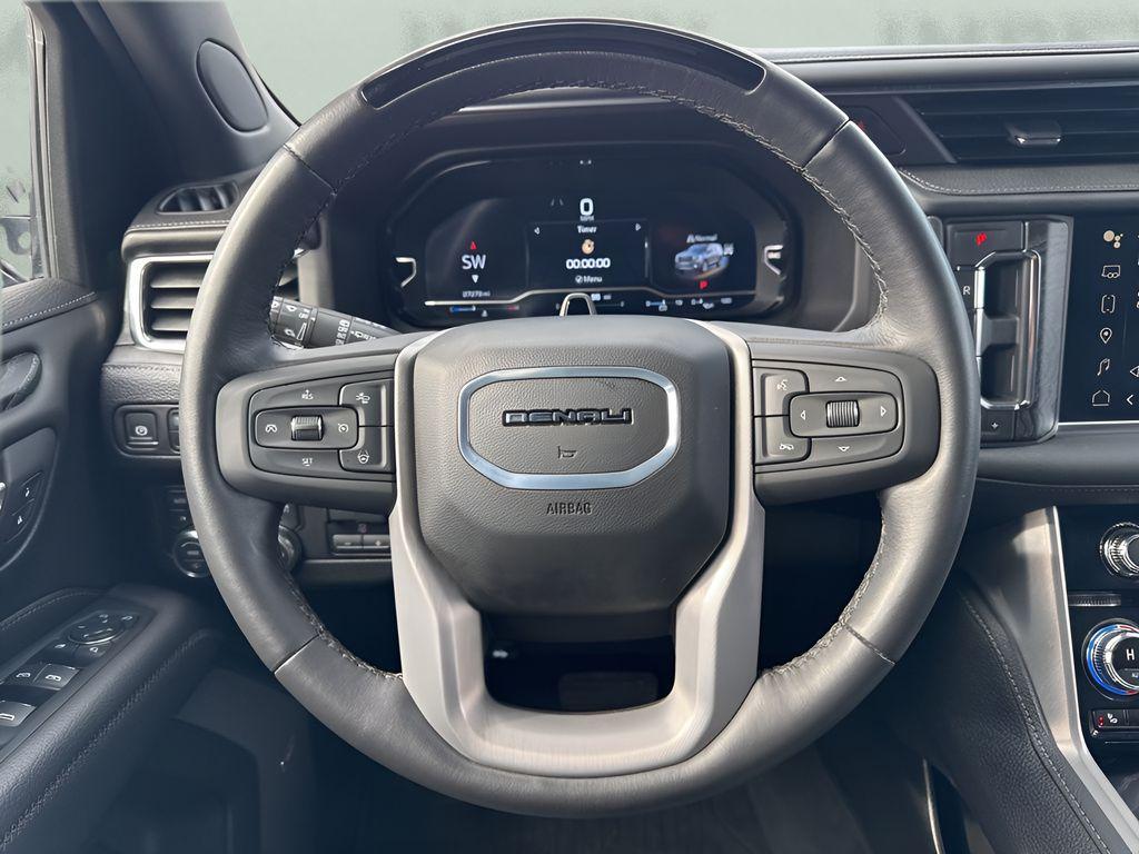 used 2024 GMC Yukon car, priced at $75,895