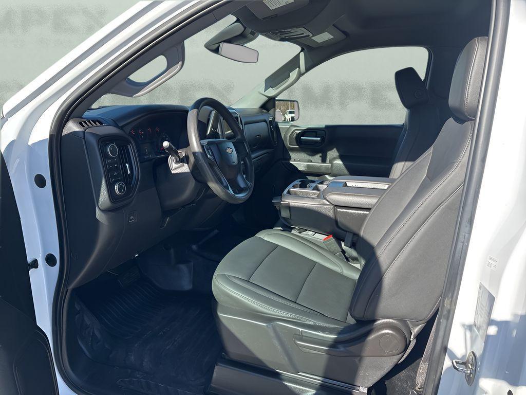 used 2022 Chevrolet Silverado 1500 car, priced at $31,301