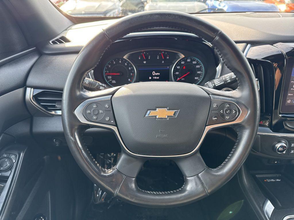 used 2022 Chevrolet Traverse car, priced at $26,880