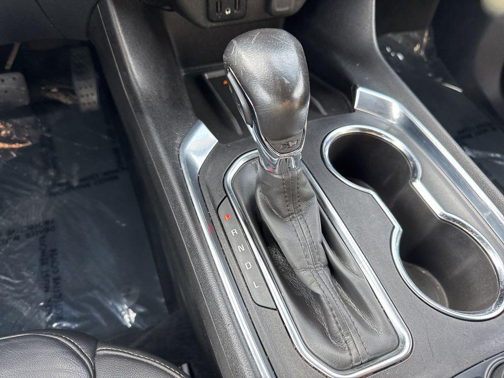 used 2022 Chevrolet Traverse car, priced at $26,880