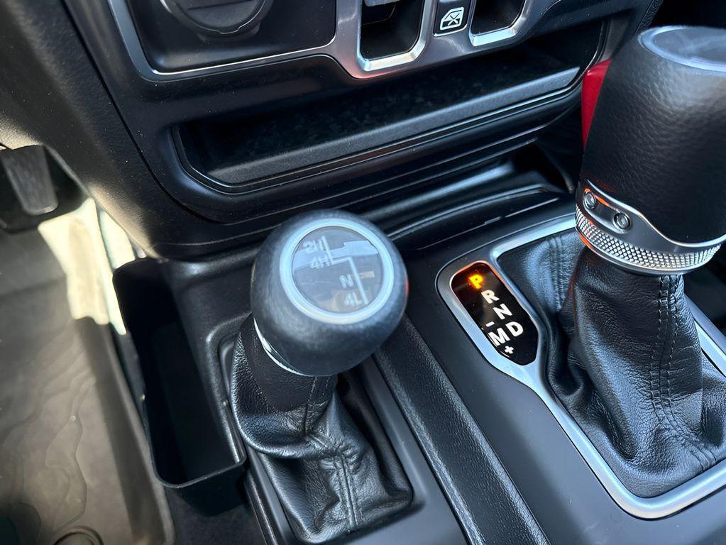 used 2022 Jeep Gladiator car, priced at $28,350