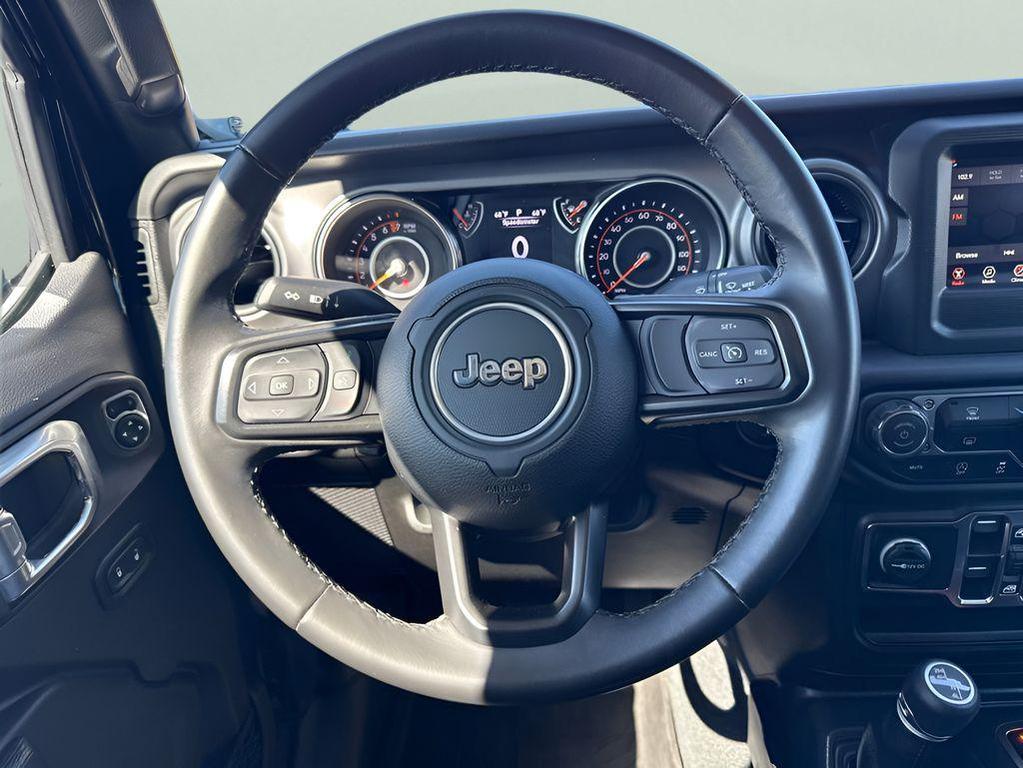 used 2022 Jeep Gladiator car, priced at $28,350