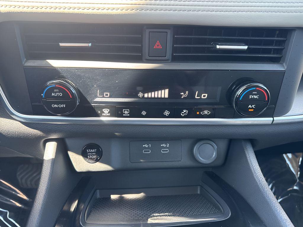 used 2025 Nissan Rogue car, priced at $22,250