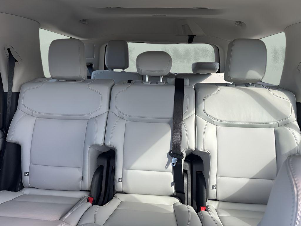 used 2025 Ford Expedition car, priced at $73,650