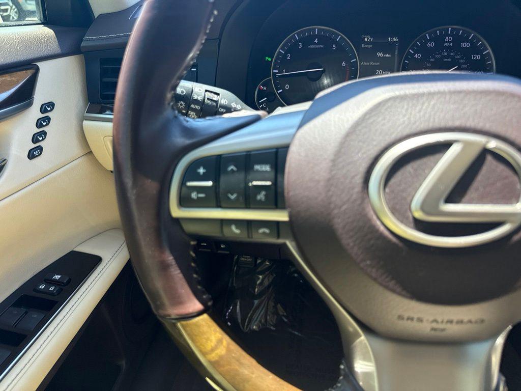used 2016 Lexus ES 350 car, priced at $17,995