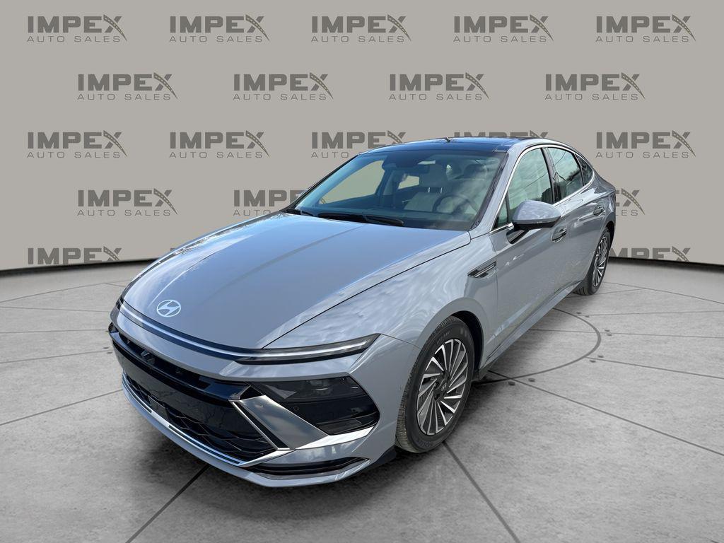 used 2024 Hyundai Sonata Hybrid car, priced at $28,650