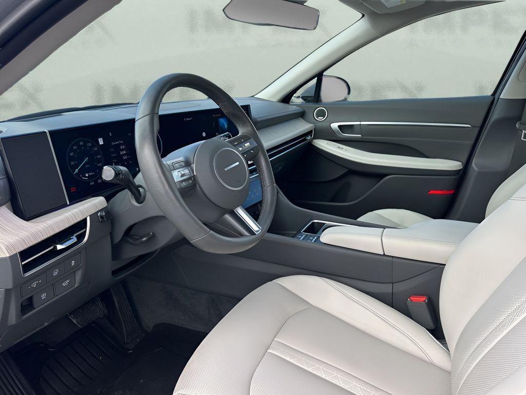 used 2024 Hyundai Sonata Hybrid car, priced at $28,650