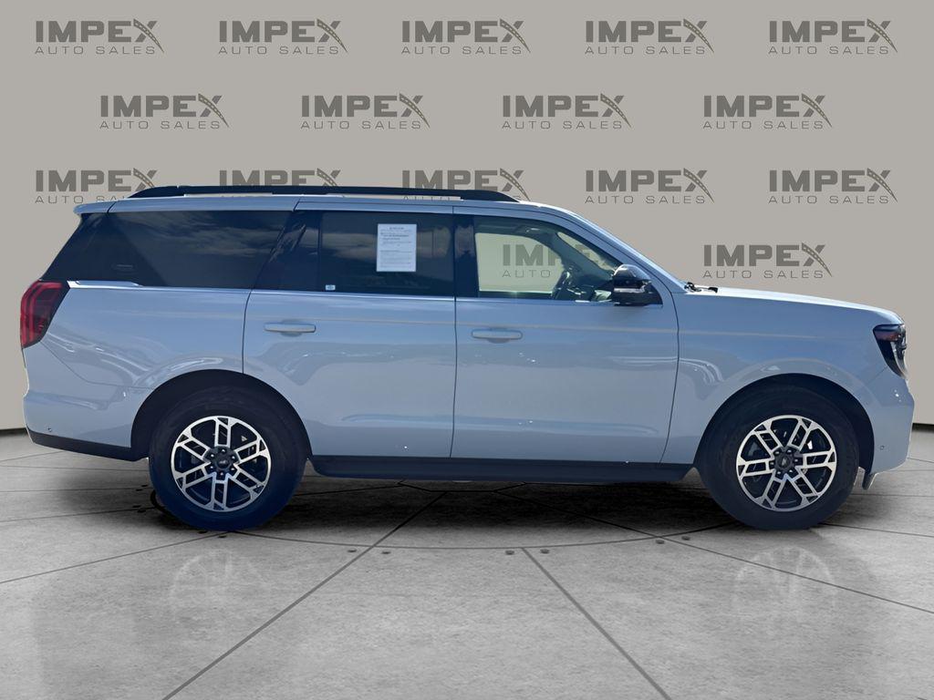 used 2025 Ford Expedition car, priced at $56,295