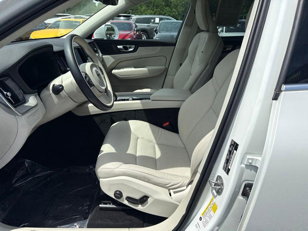 used 2023 Volvo XC60 car, priced at $27,794