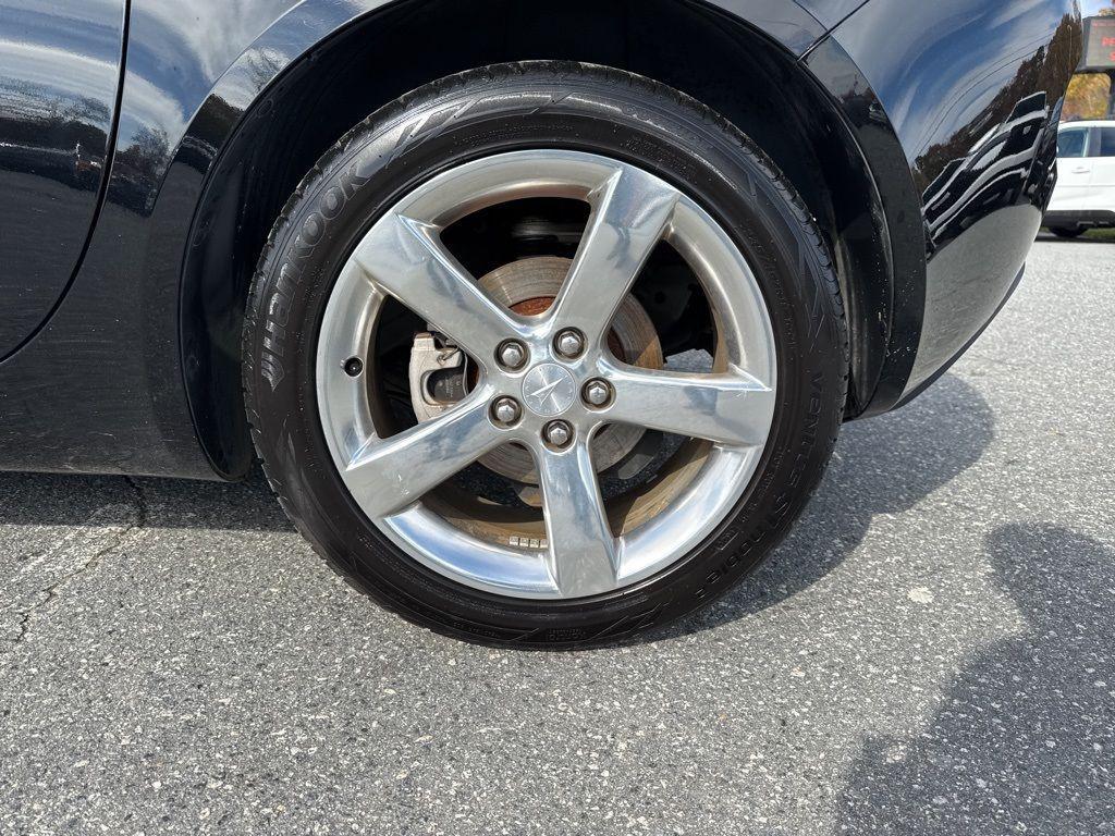 used 2007 Pontiac Solstice car, priced at $9,900