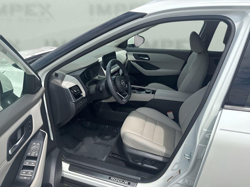 used 2023 Nissan Rogue car