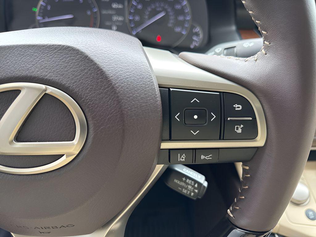 used 2018 Lexus ES 350 car, priced at $23,880