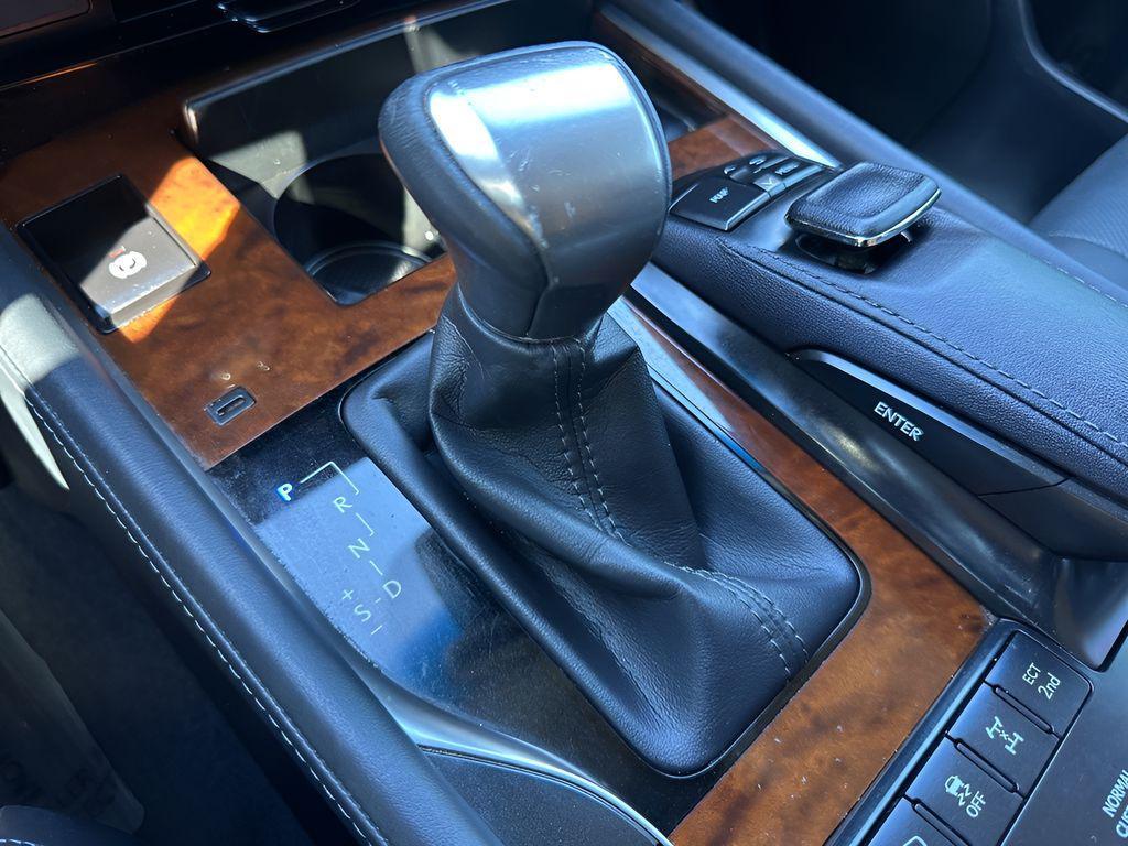 used 2016 Lexus LX 570 car, priced at $41,290