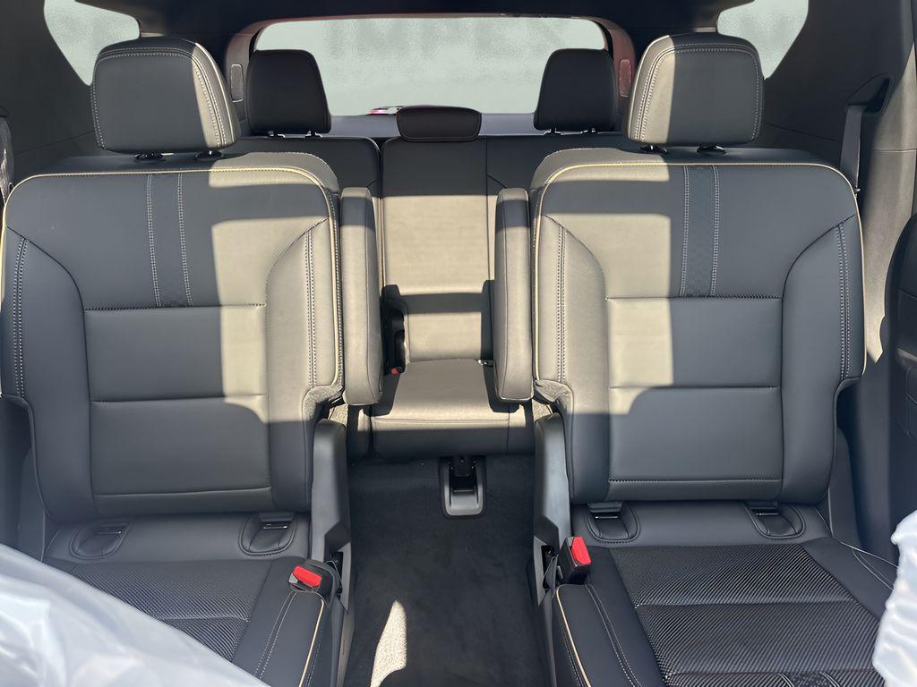 used 2025 Chevrolet Traverse car, priced at $49,250