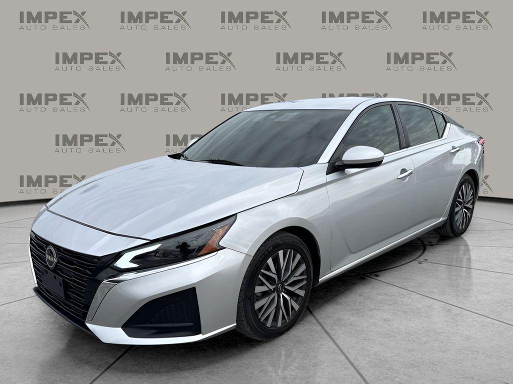 used 2023 Nissan Altima car, priced at $17,125