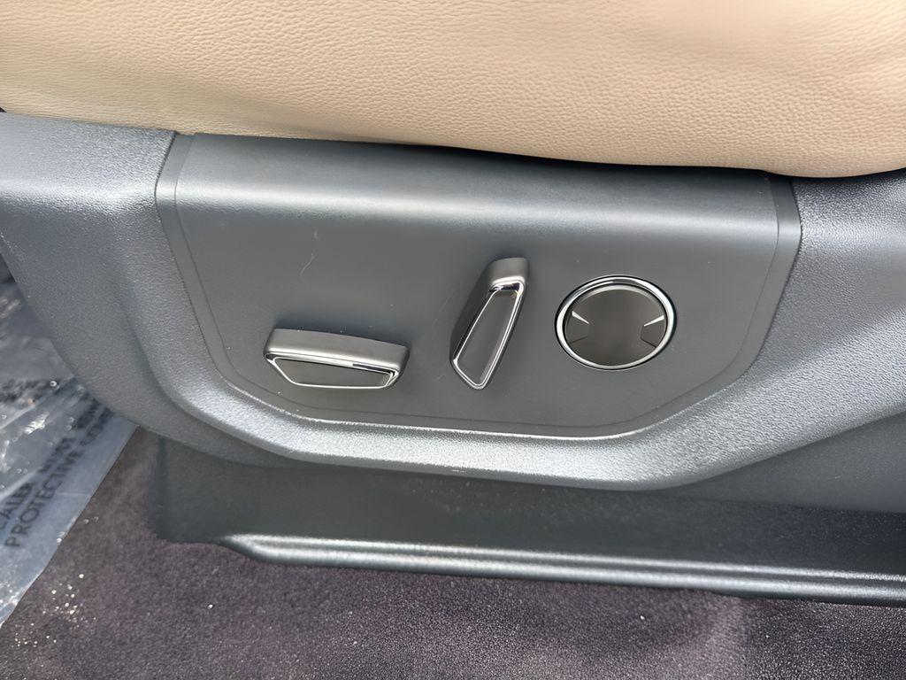 used 2022 Ford Expedition Max car, priced at $38,590