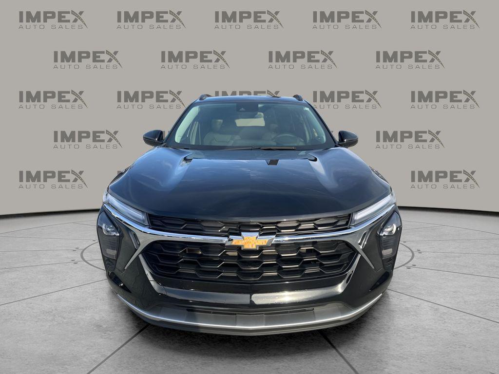 used 2025 Chevrolet Trax car, priced at $21,228