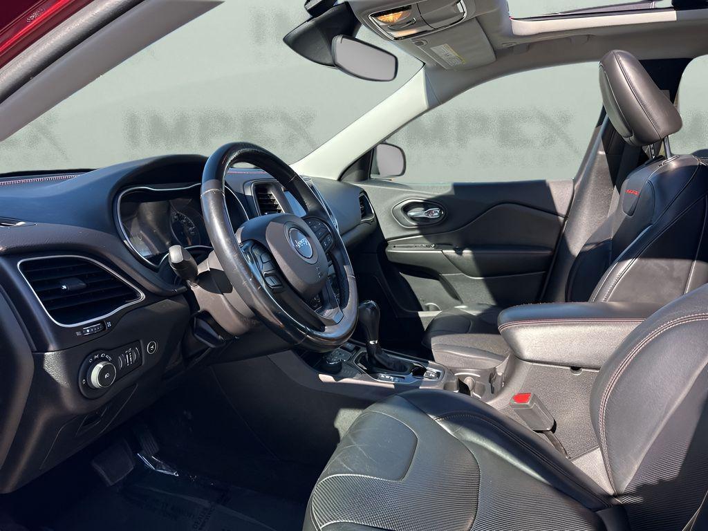 used 2019 Jeep Cherokee car, priced at $15,995