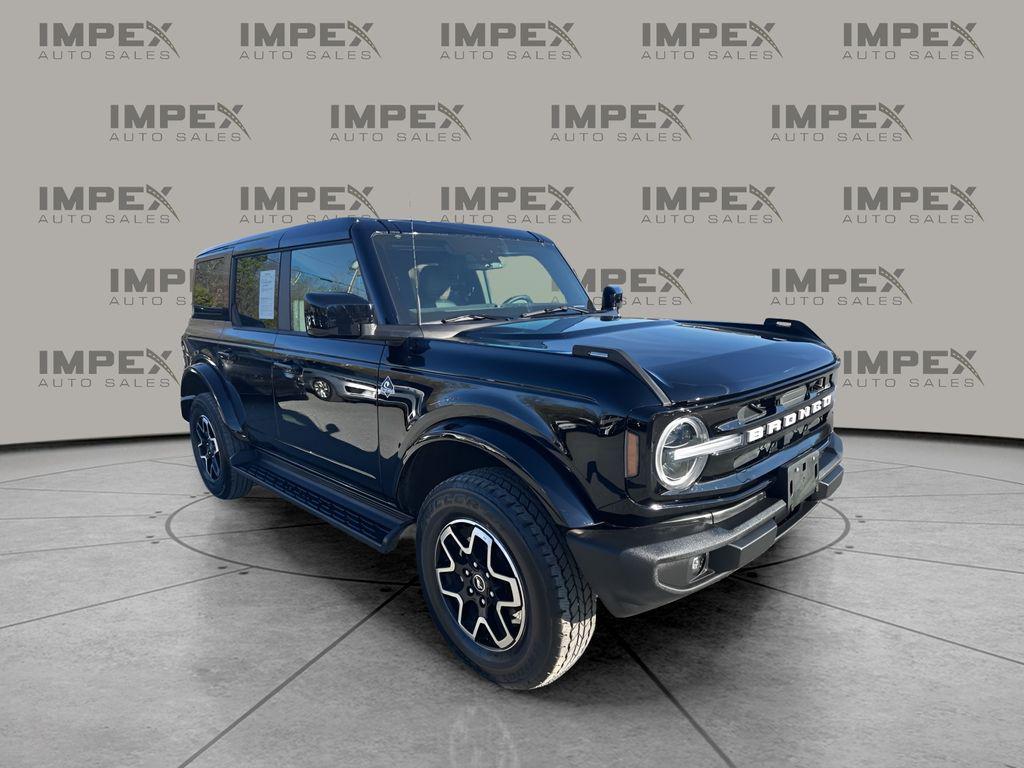 used 2025 Ford Bronco car, priced at $43,650