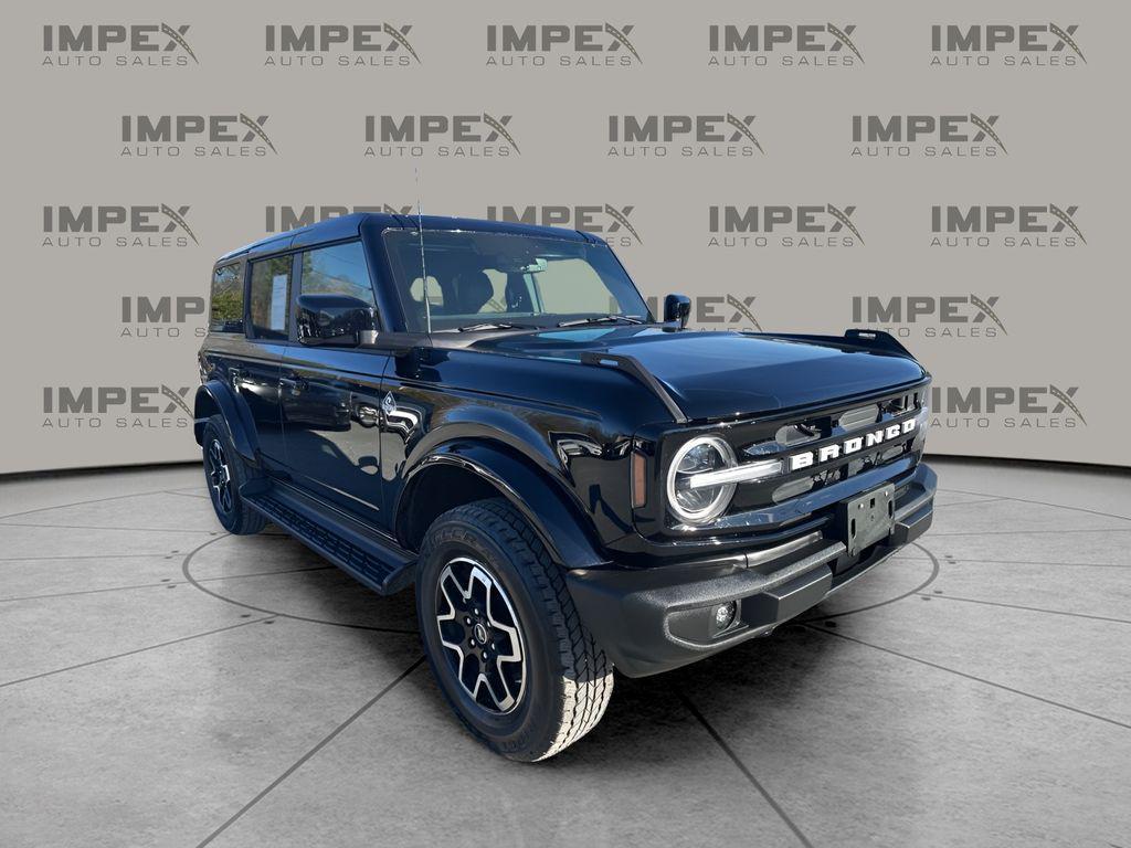 used 2025 Ford Bronco car, priced at $43,650