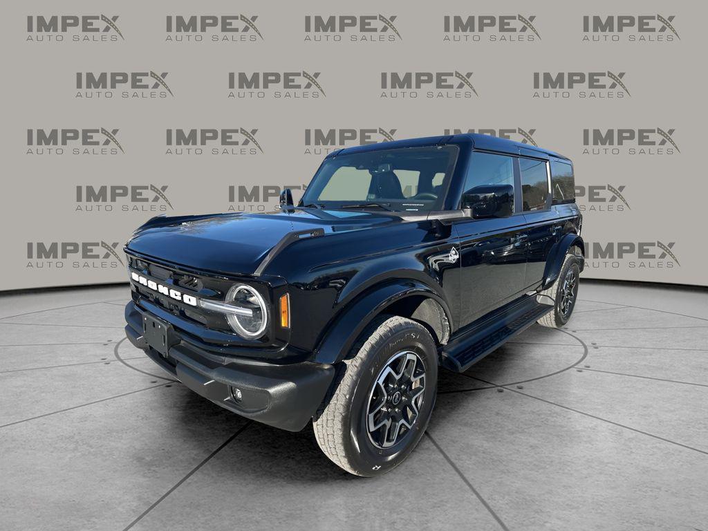 used 2025 Ford Bronco car, priced at $43,650