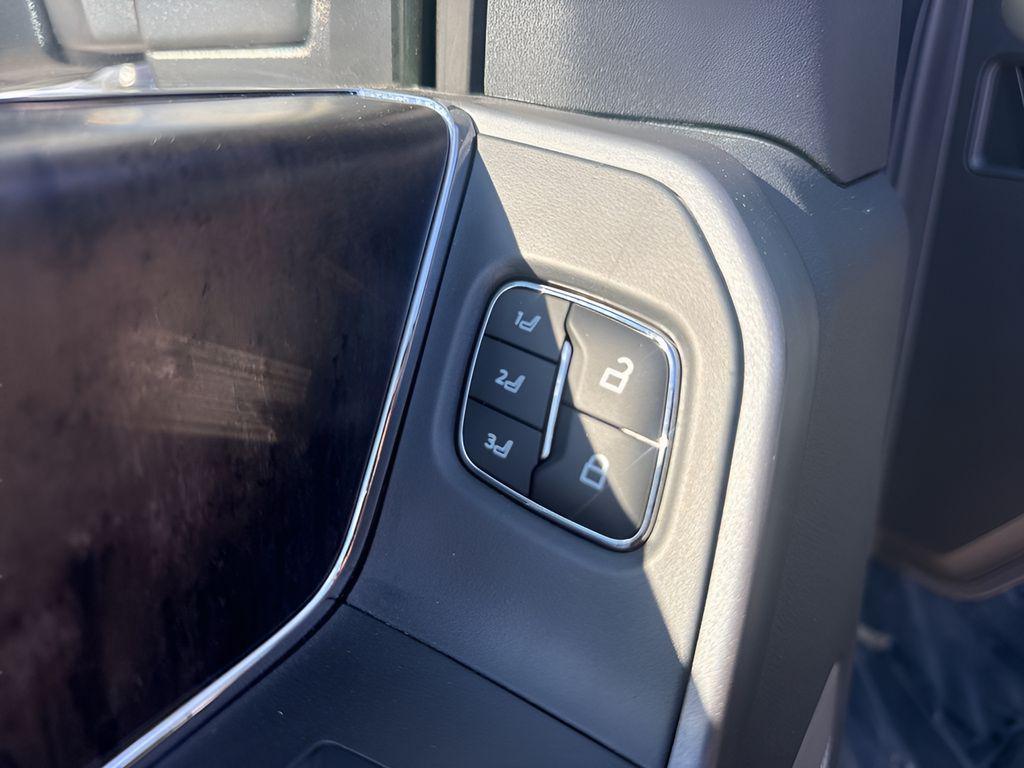 used 2025 Ford F-350 car, priced at $79,250