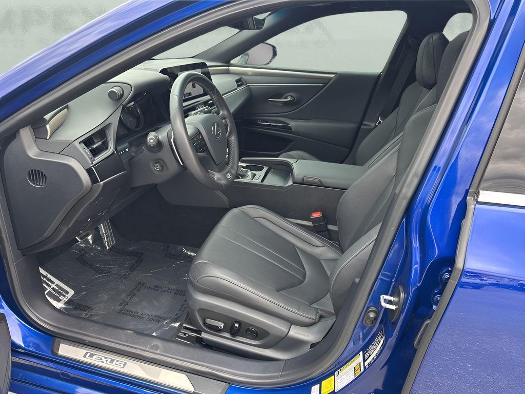 used 2024 Lexus ES 350 car, priced at $40,890