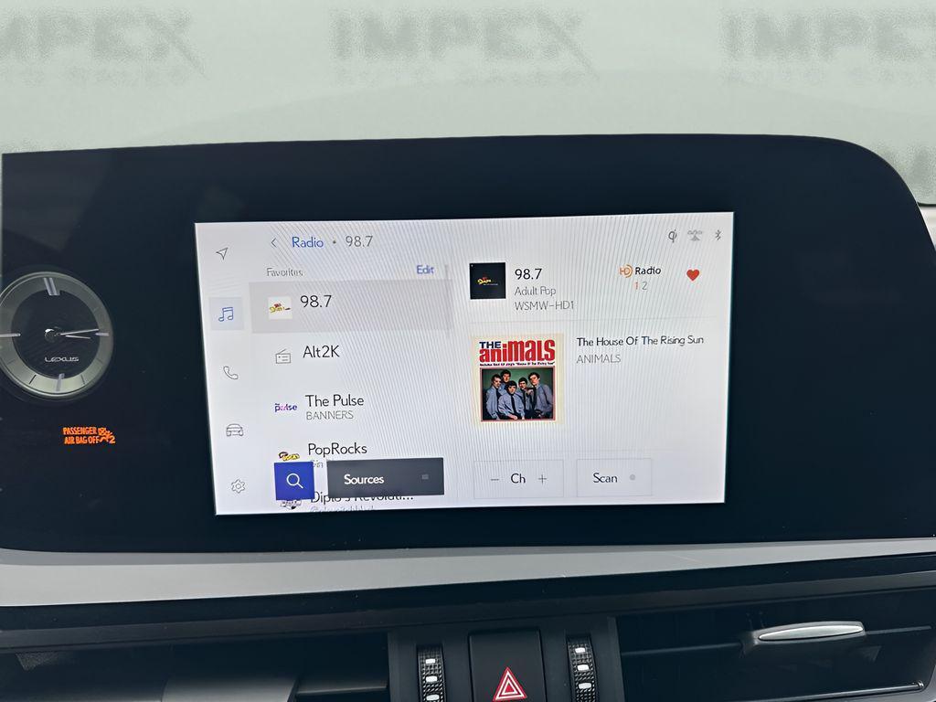 used 2024 Lexus ES 350 car, priced at $40,890