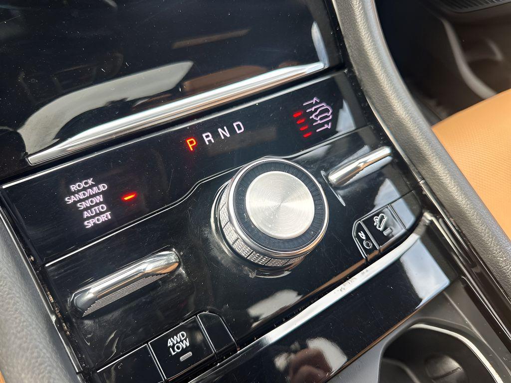 used 2022 Jeep Grand Cherokee car, priced at $35,195