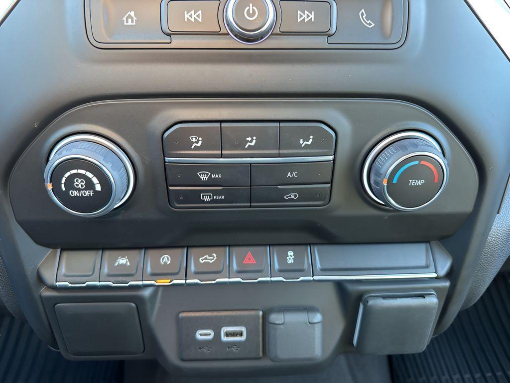 used 2025 Chevrolet Silverado 1500 car, priced at $40,500