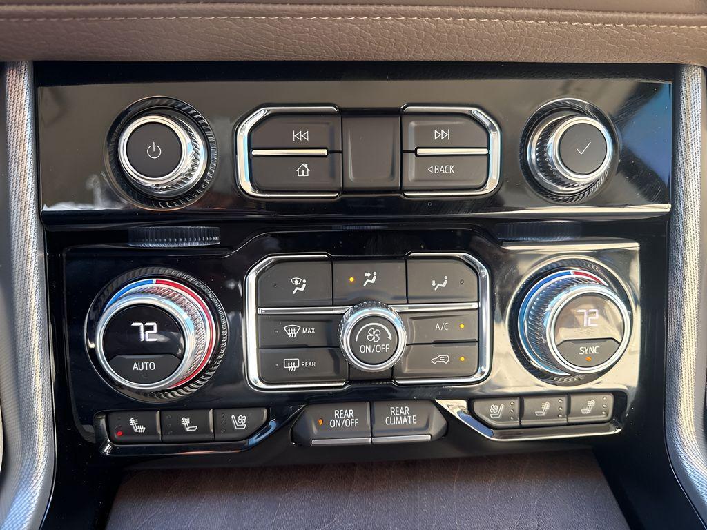 used 2021 GMC Yukon car, priced at $55,400